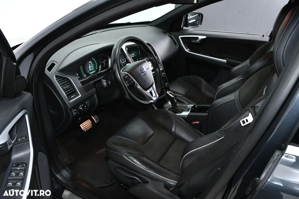 Volvo XC 60 D4AWD R-Design - 14