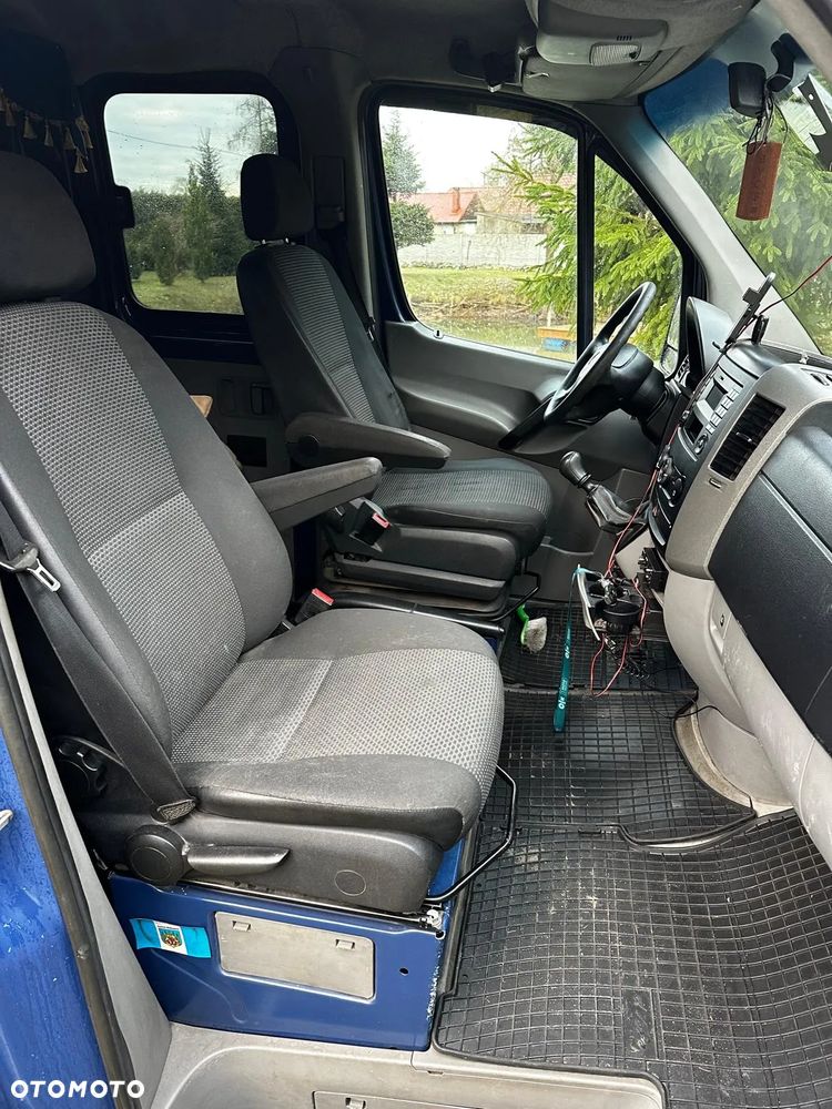 Mercedes-Benz Sprinter - 8