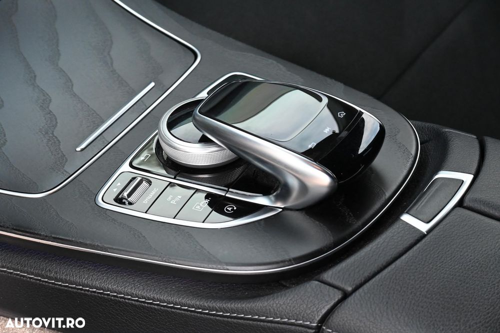 Mercedes-Benz E 220 d 9G-TRONIC - 14