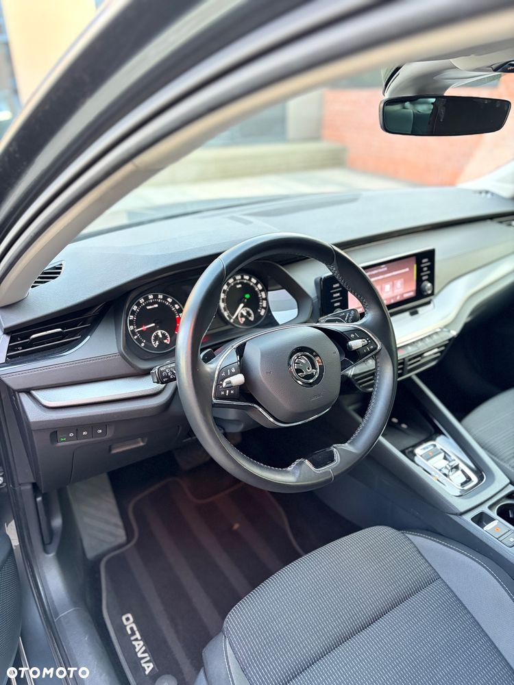 Skoda Octavia 2.0 TDI Ambition DSG - 21