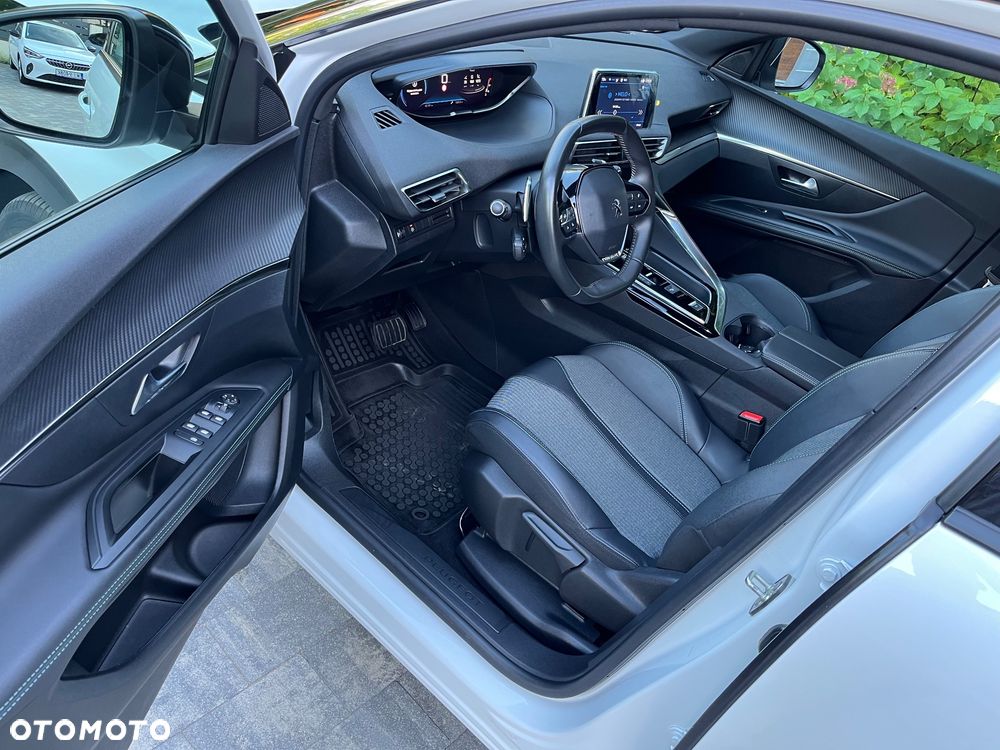 Peugeot 3008 1.2 PureTech Allure Pack S&S EAT8 - 15
