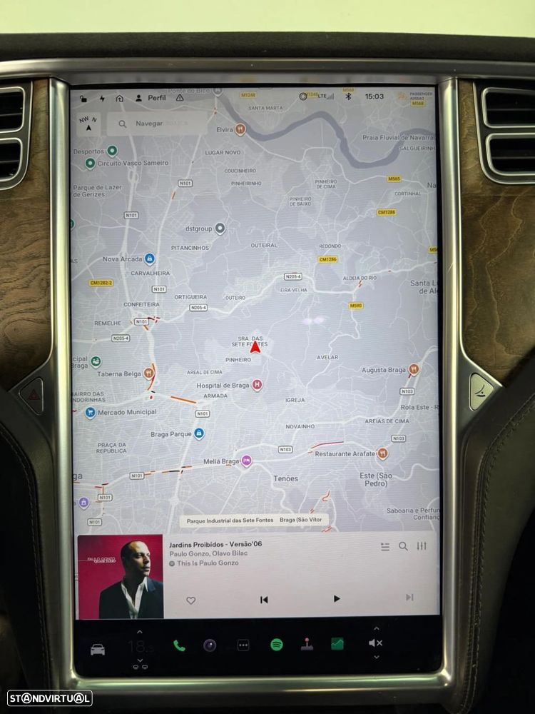 Tesla Model X 100D - 16