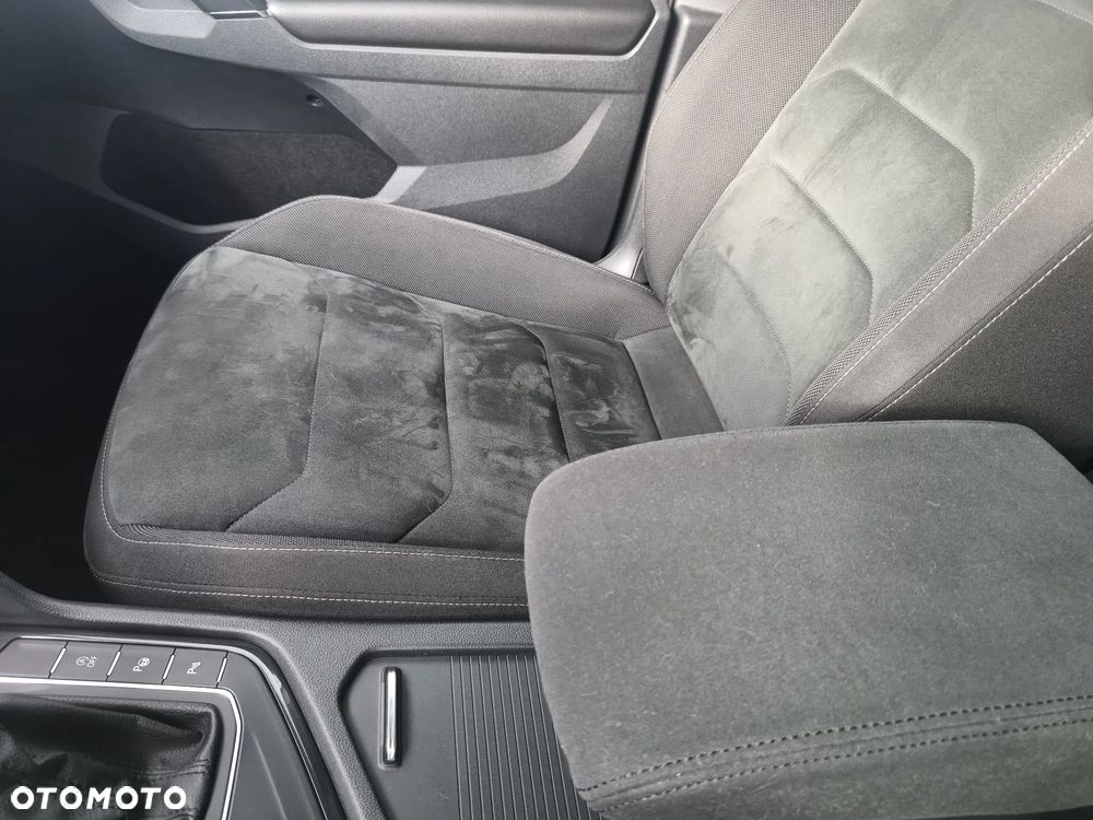 Volkswagen Tiguan - 30