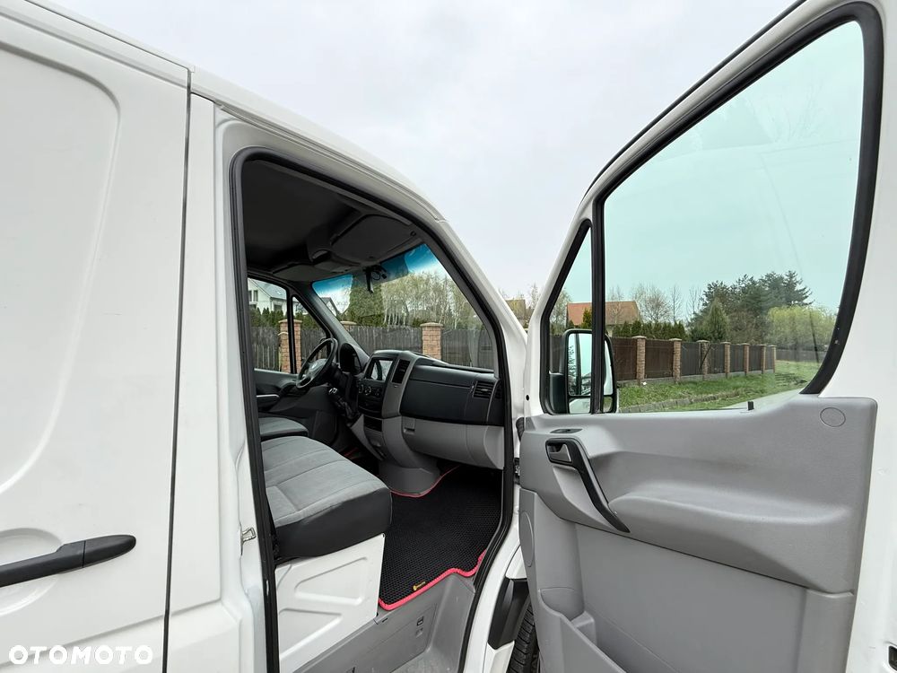 Volkswagen Crafter - 21
