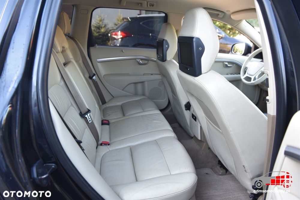 Volvo V70 D3 Momentum - 17