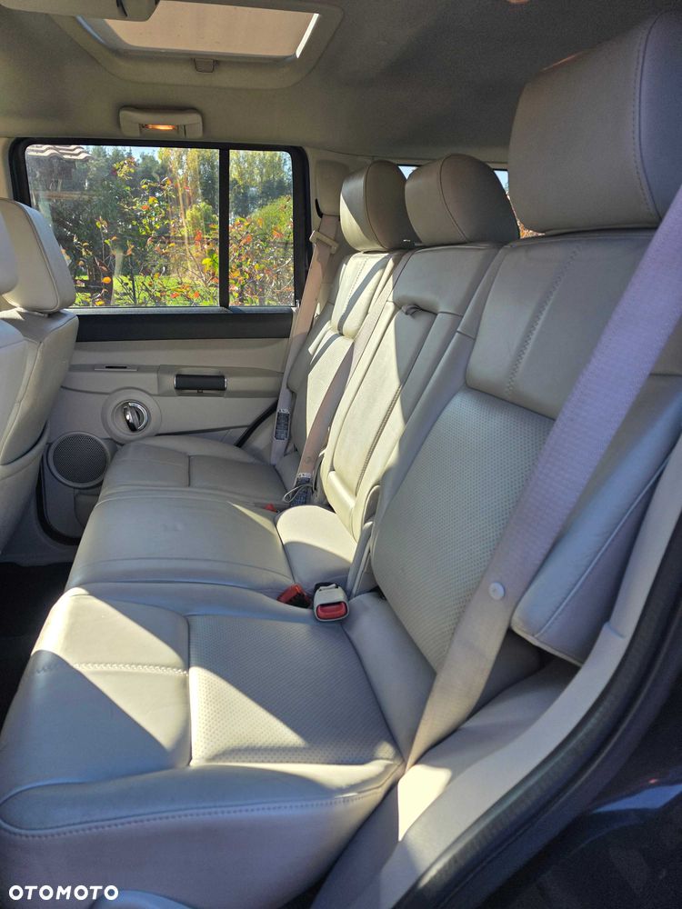 Jeep Commander - 12