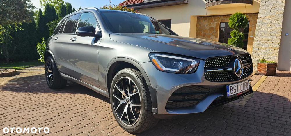 Mercedes-Benz GLC 300 4Matic 9G-TRONIC AMG Line Plus - 20