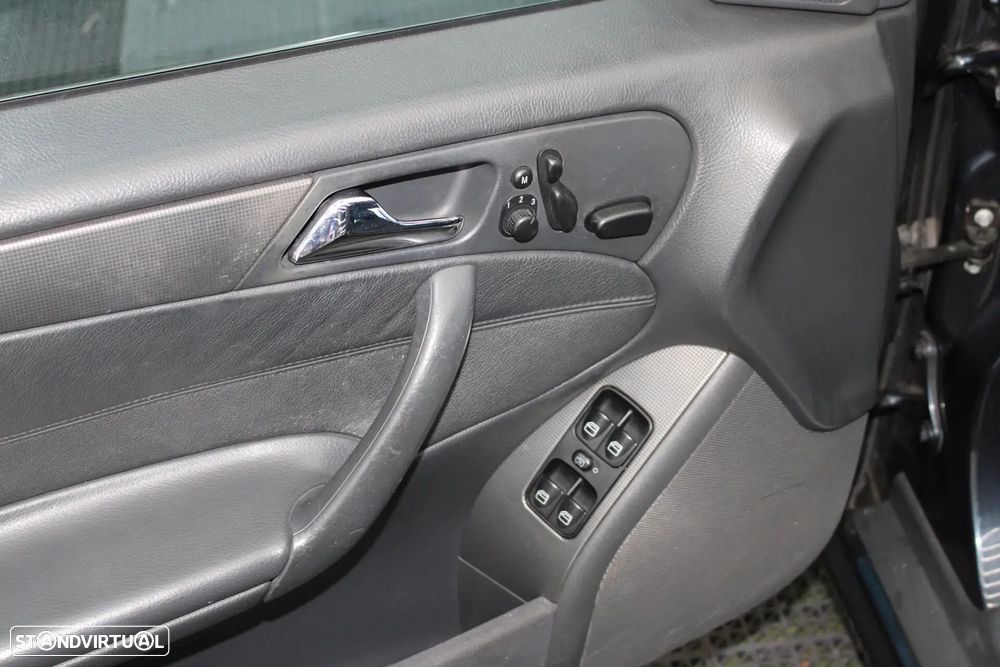 Mercedes-Benz C 30 AMG T CDI - 20