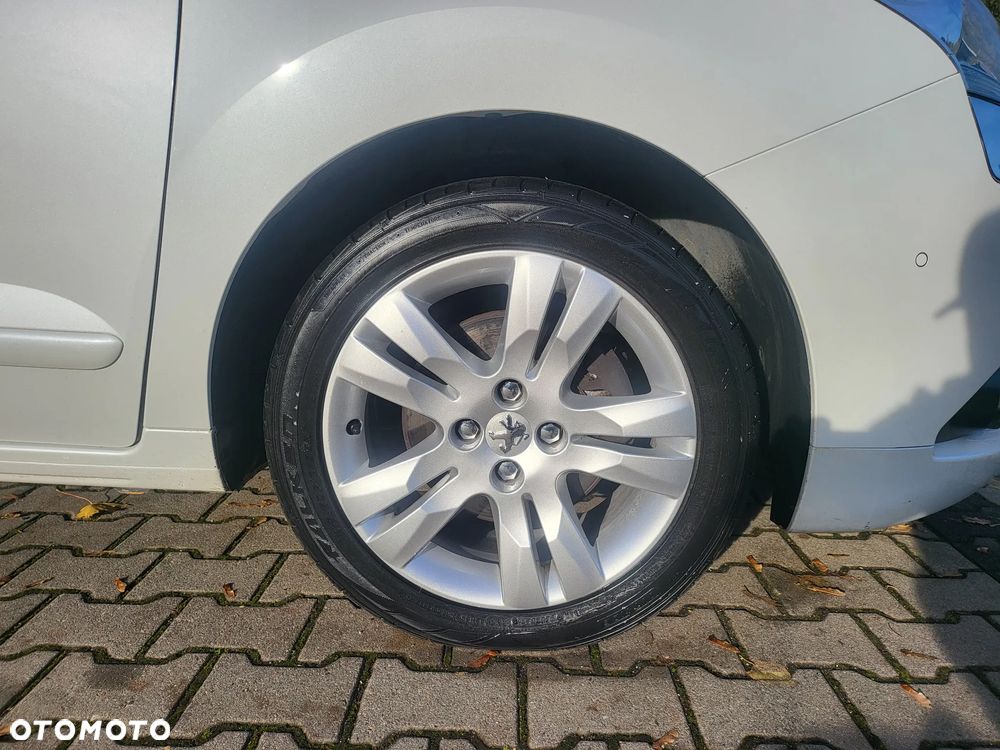 Peugeot 5008 2.0 HDi Allure - 10