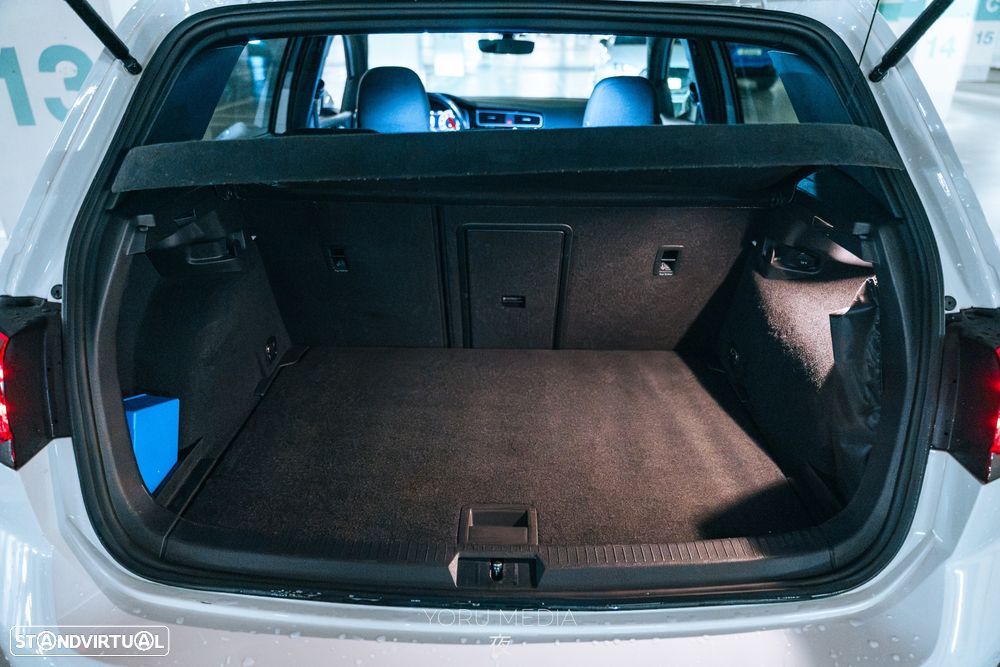 VW Golf - 14
