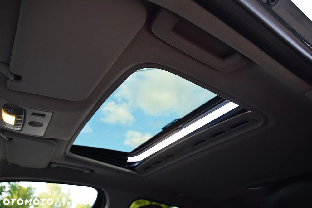 Ford Mondeo 2.0 Viva Titanium - 38