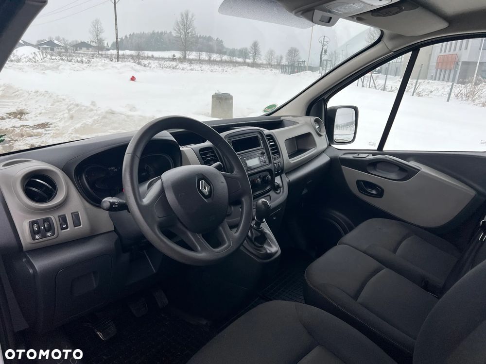 Renault Trafic - 11