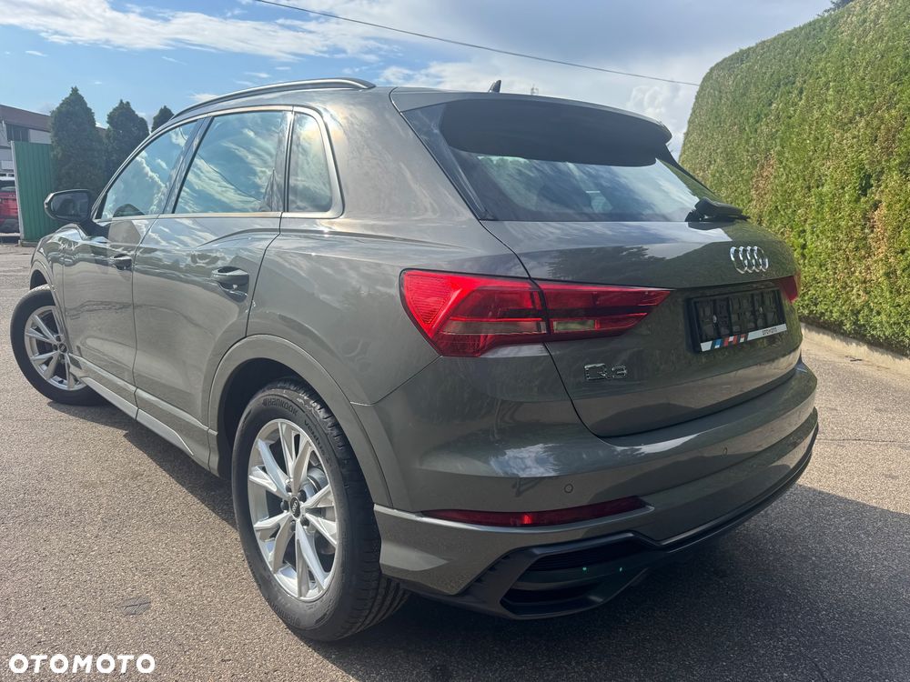 Audi Q3 2.0 TDI Quattro S tronic sport - 4