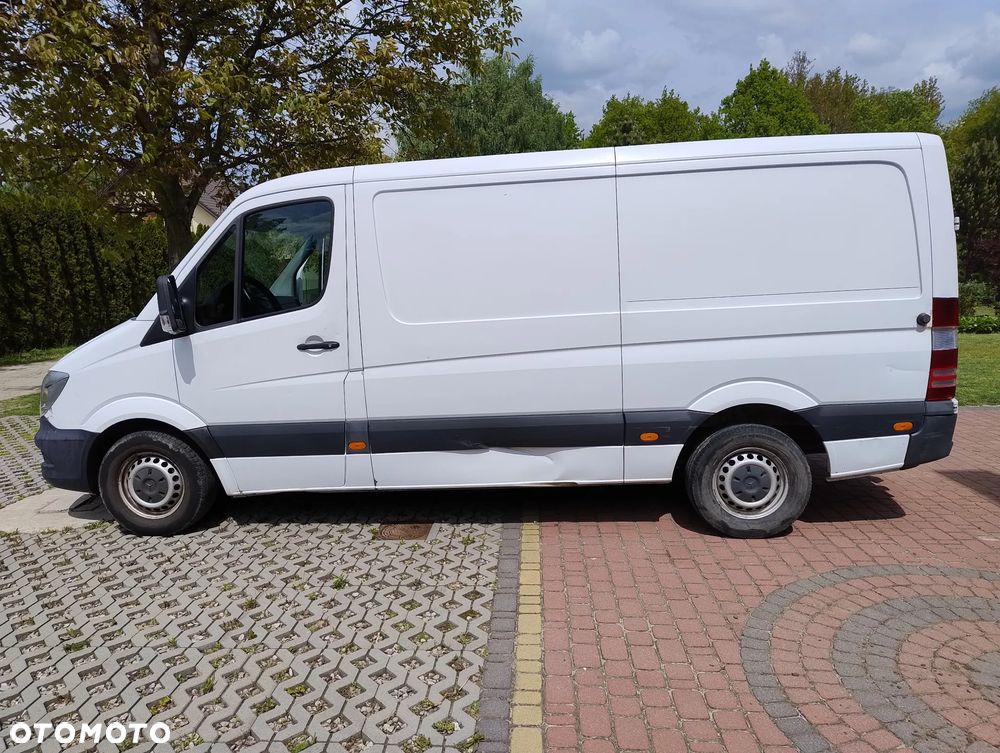 Mercedes-Benz Sprinter - 1