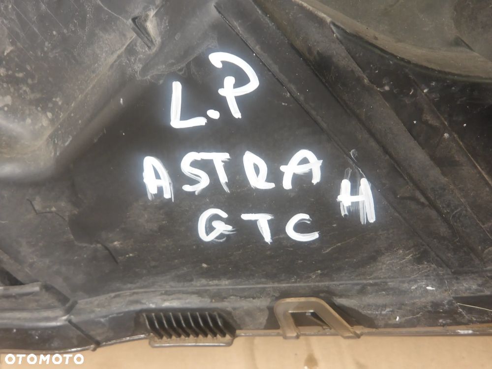 OPEL ASTRA H GTC 1.3D LAMPA PRAWA LEWA PRZÓD PRZEDNIA 24451033 24451034 - 7