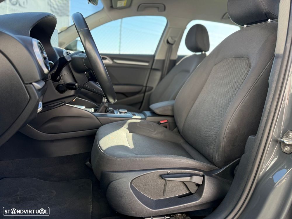 Audi A3 Sportback 2.0 TDI Sport - 13