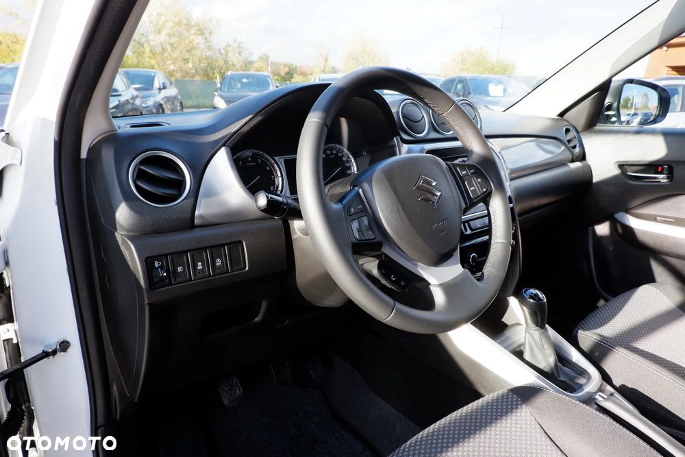 Suzuki Vitara 1.6 (4x2) Comfort - 25