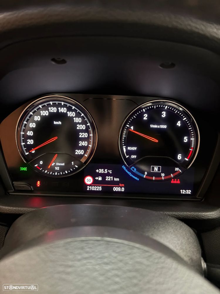 BMW X1 16 d sDrive Line Sport - 24