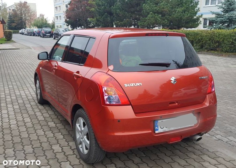 Suzuki Swift 2008 photo 2