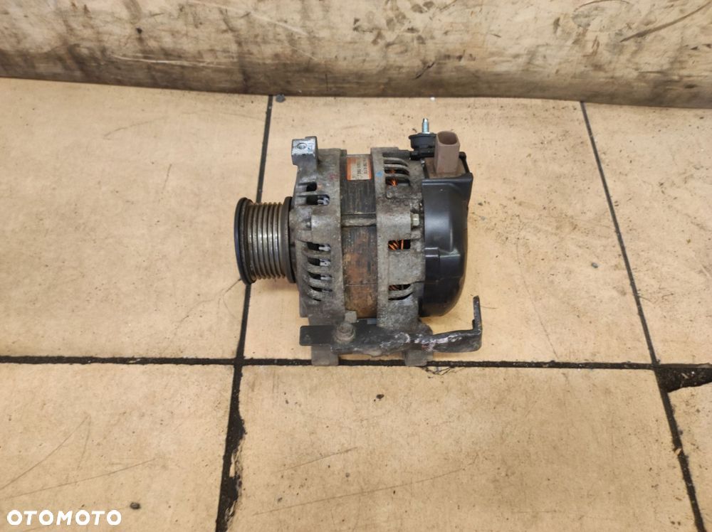 alternator hilux viii 8 2.4 d - 1