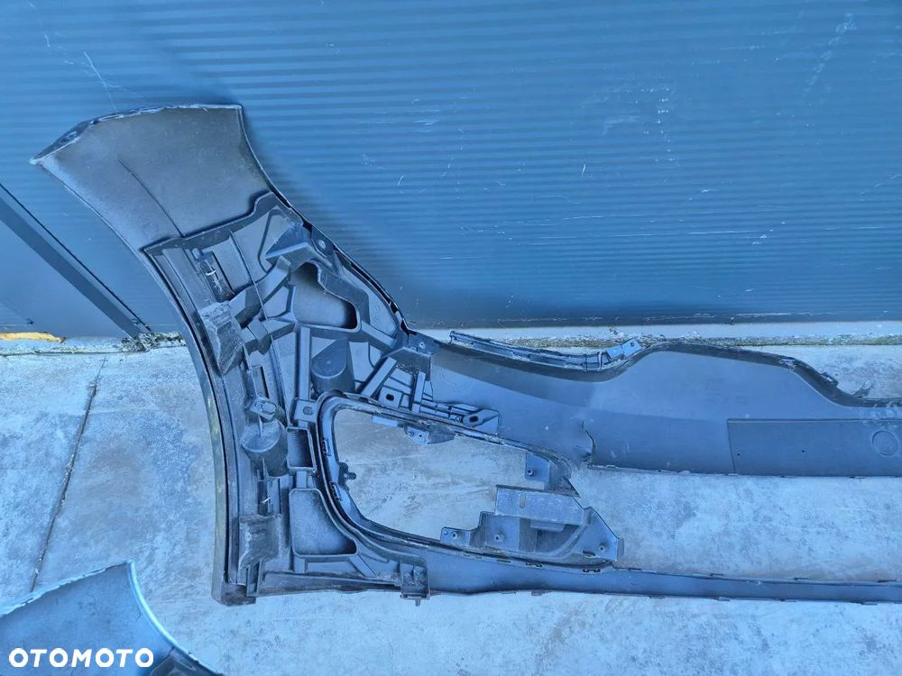 ZDERZAK PRZÓD MEGANE III 13-16r LIFT/ PRZED LIFT - 18