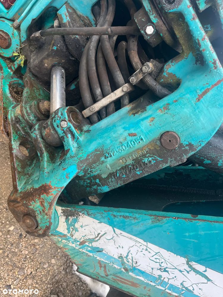 312304051 Wieszak konik suport KOMATSU WB97 - 5