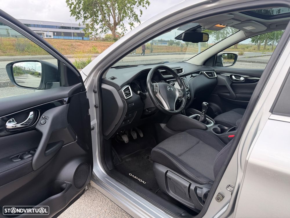 Nissan Qashqai 1.5 dCi N-Connecta 18 - 9