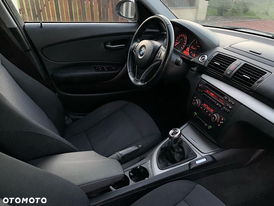 BMW Seria 1 - 31