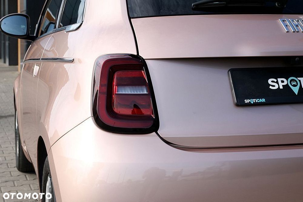 Fiat 500e - 19
