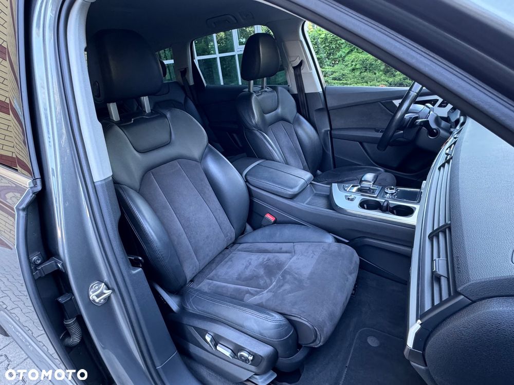 Audi Q7 - 25