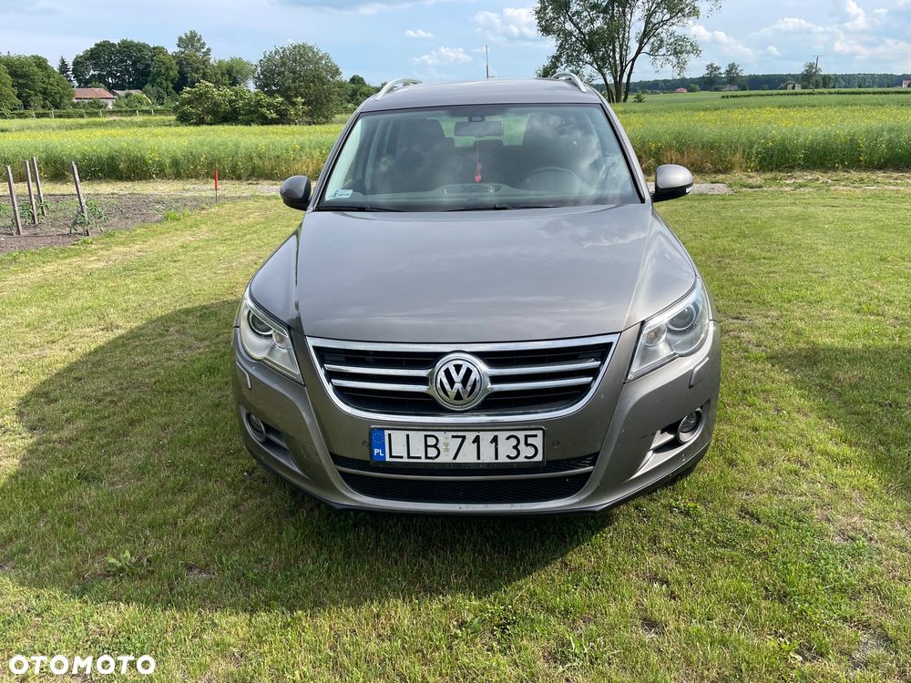 Volkswagen Tiguan - 2