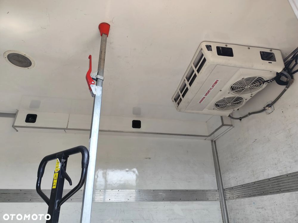 Ford Transit - 12