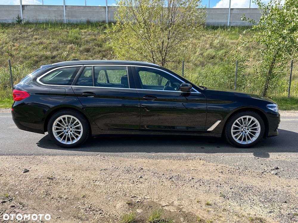 BMW Seria 5 520d Luxury Line - 6