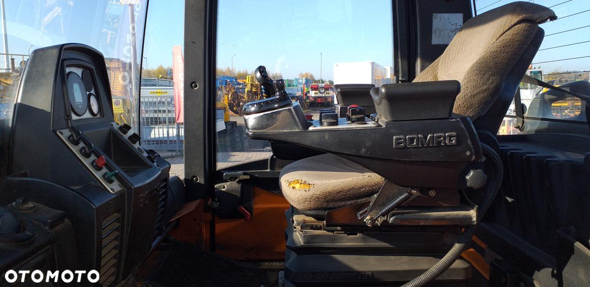 Bomag Walec wibracyjny BOMAG BW 174 AP - 28