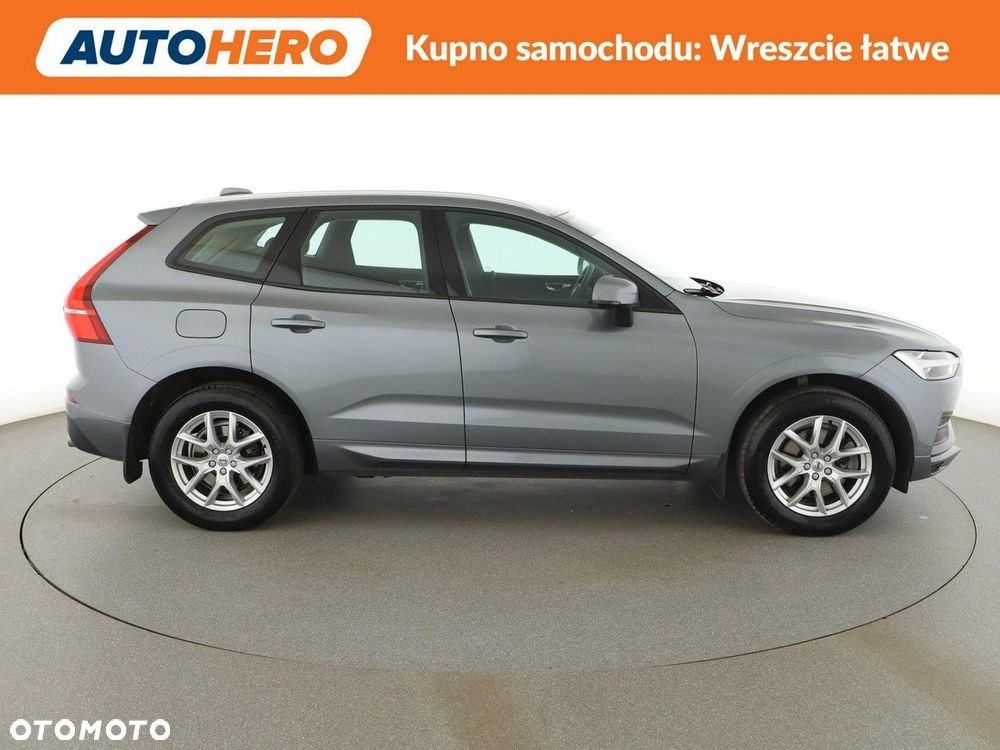 Volvo XC 60 B4 D AWD Momentum - 10