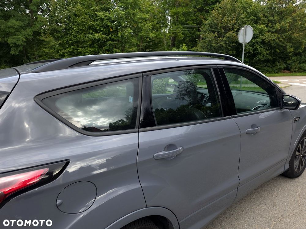 Ford Kuga 2.0 TDCi AWD ST-Line - 28