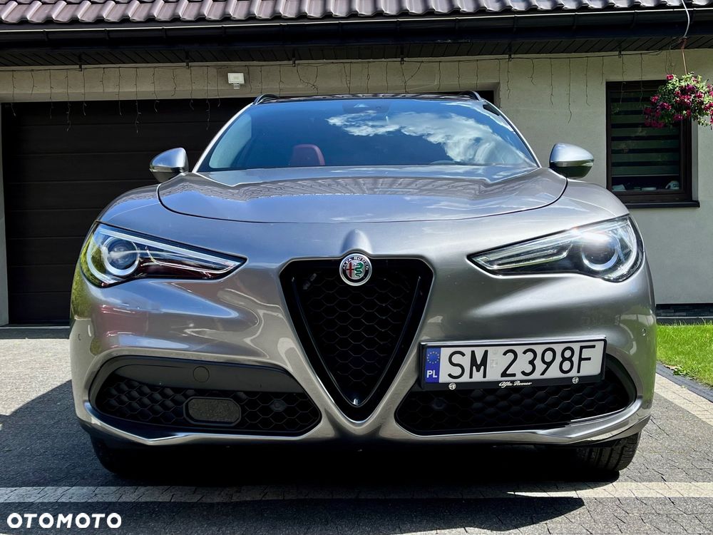 Alfa Romeo Stelvio 2.0 Turbo TI Q4 - 1