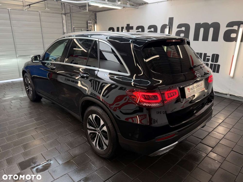 Mercedes-Benz GLC - 6