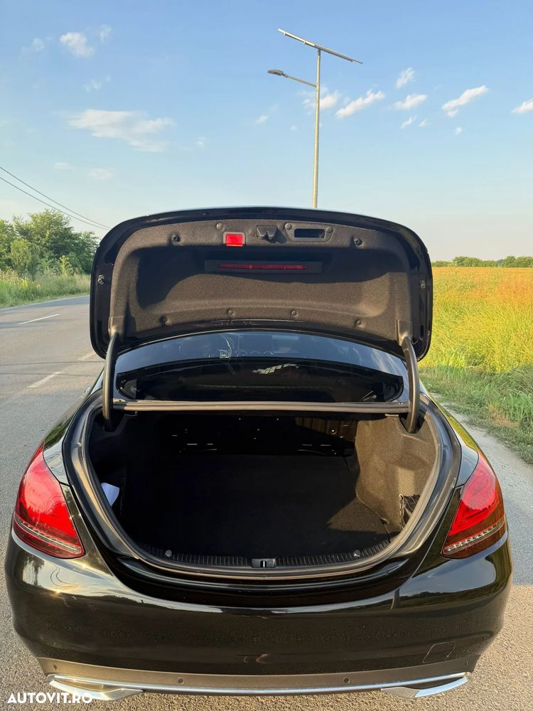 Mercedes-Benz C 220 d 4MATIC Aut - 10
