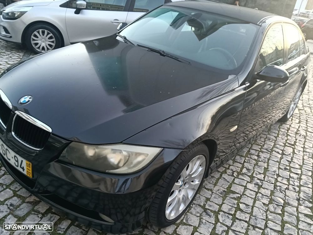 BMW 320 d Sport - 25