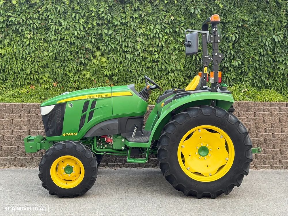 John Deere 4049 M 4RM - 16