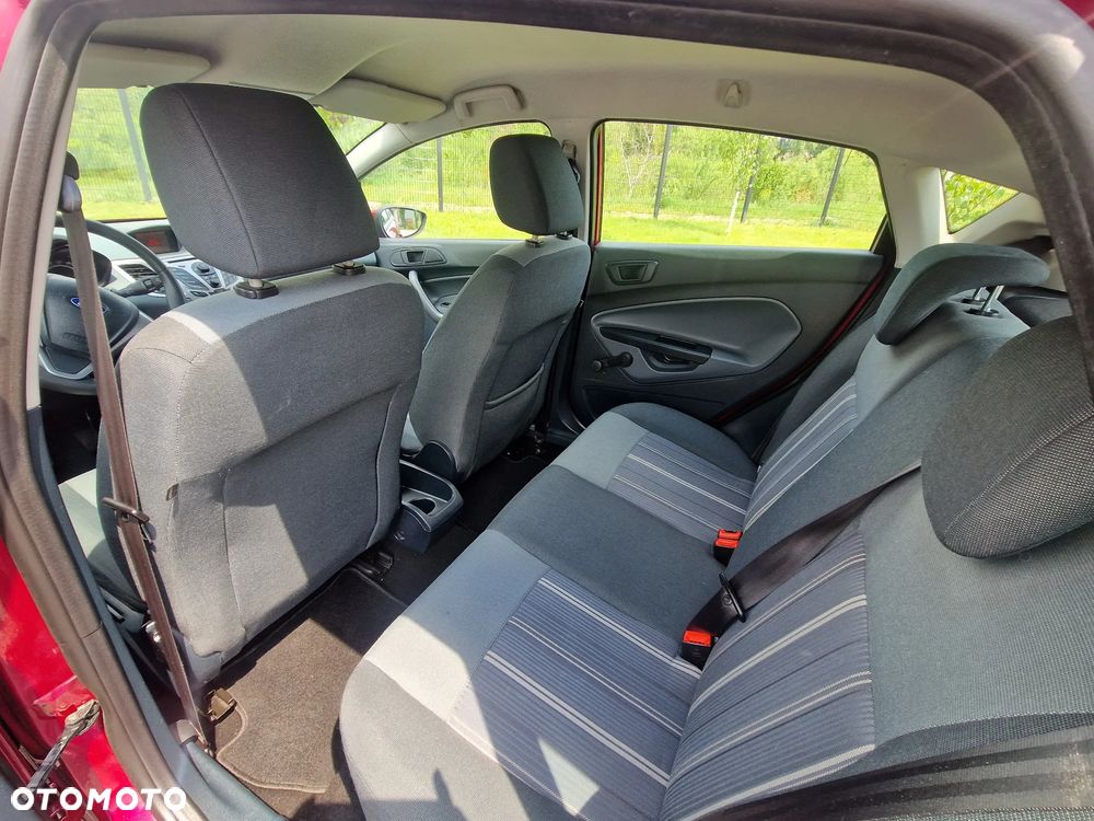 Ford Fiesta 1.3 Trend - 14