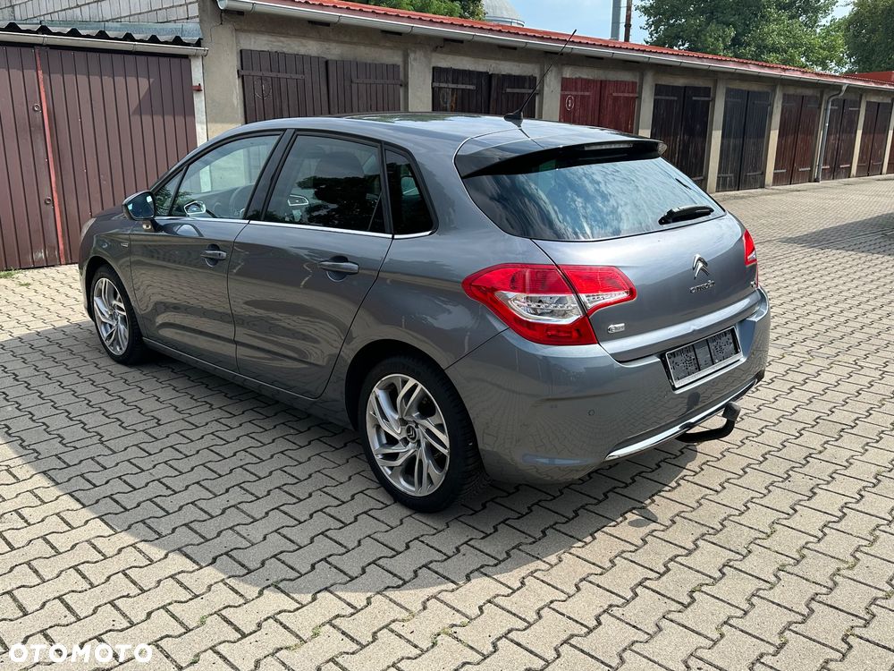 Citroën C4 e-HDi 110 EGS6 Business Class - 29