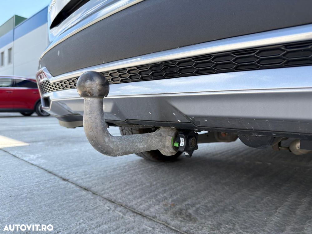 Kia Sorento 1.6 T-GDI HEV 6AT 4x2 7P Premium - 35