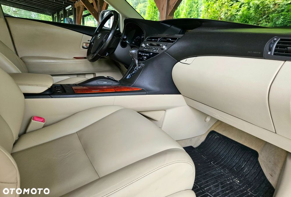 Lexus RX - 31