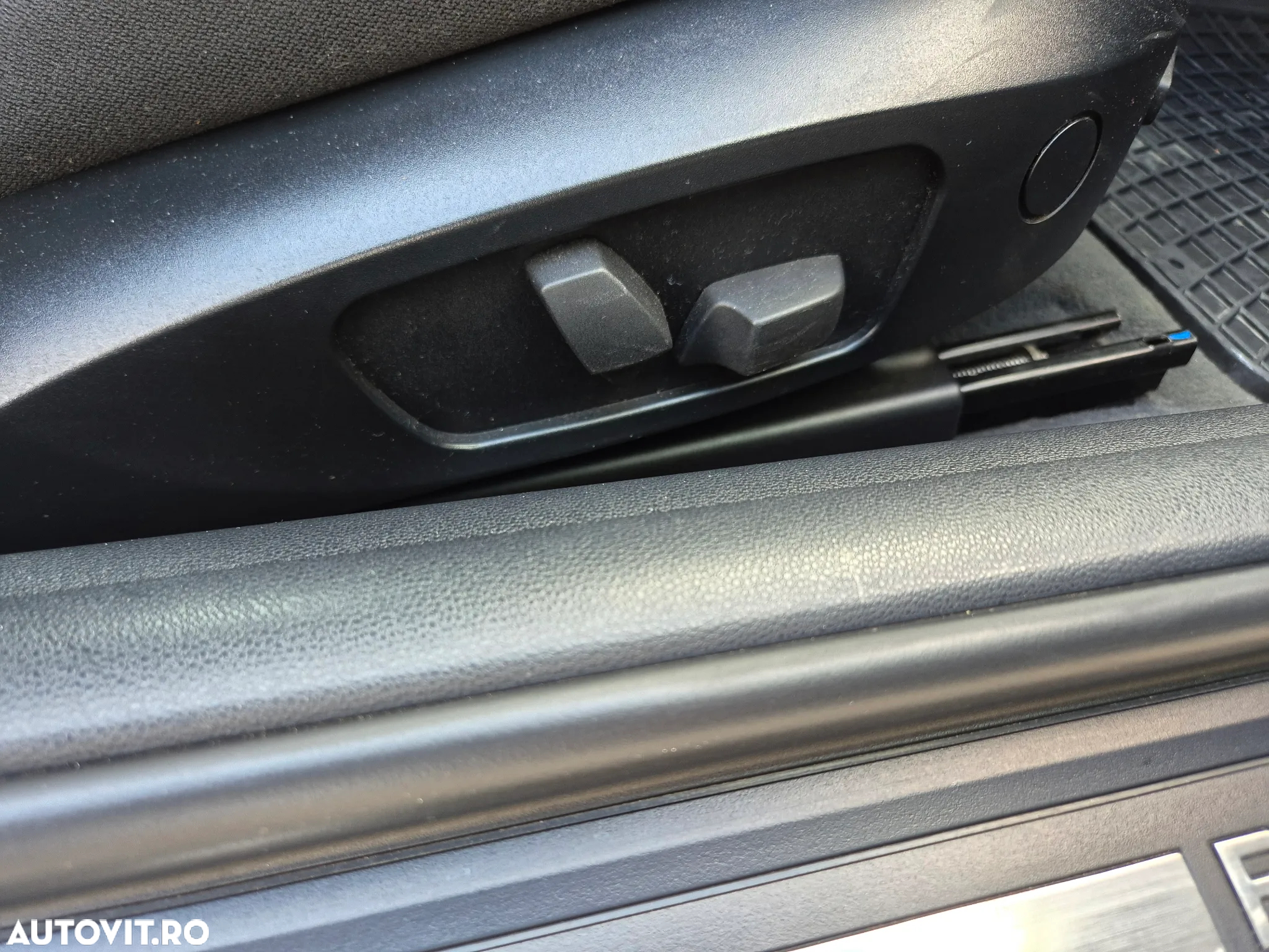 BMW Seria 3 325i Coupe Aut. - 13
