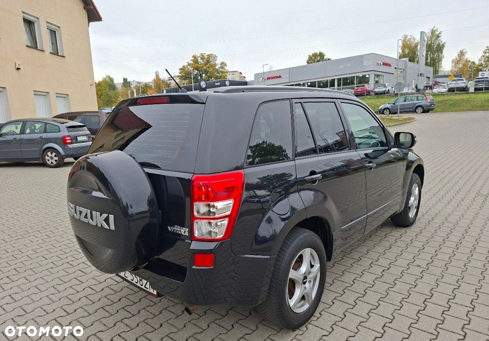 Suzuki Grand Vitara - 8