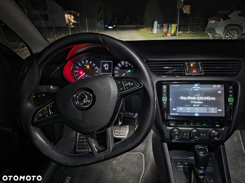Skoda Octavia 2.0 TDI Ambition DSG - 9
