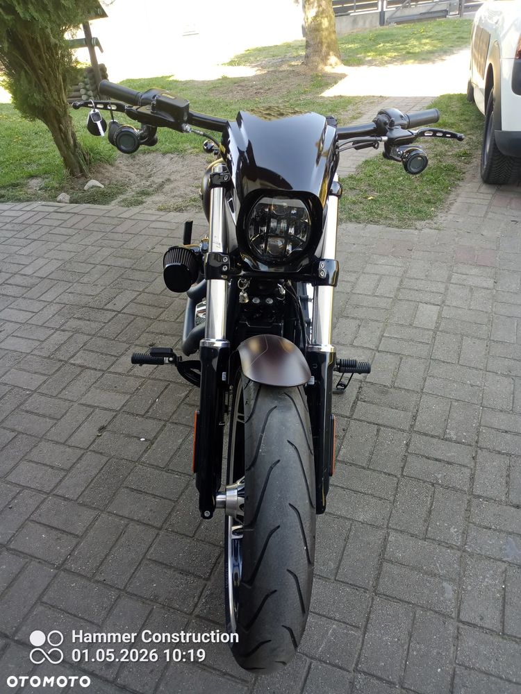 Harley-Davidson FXSB Breakout - 10