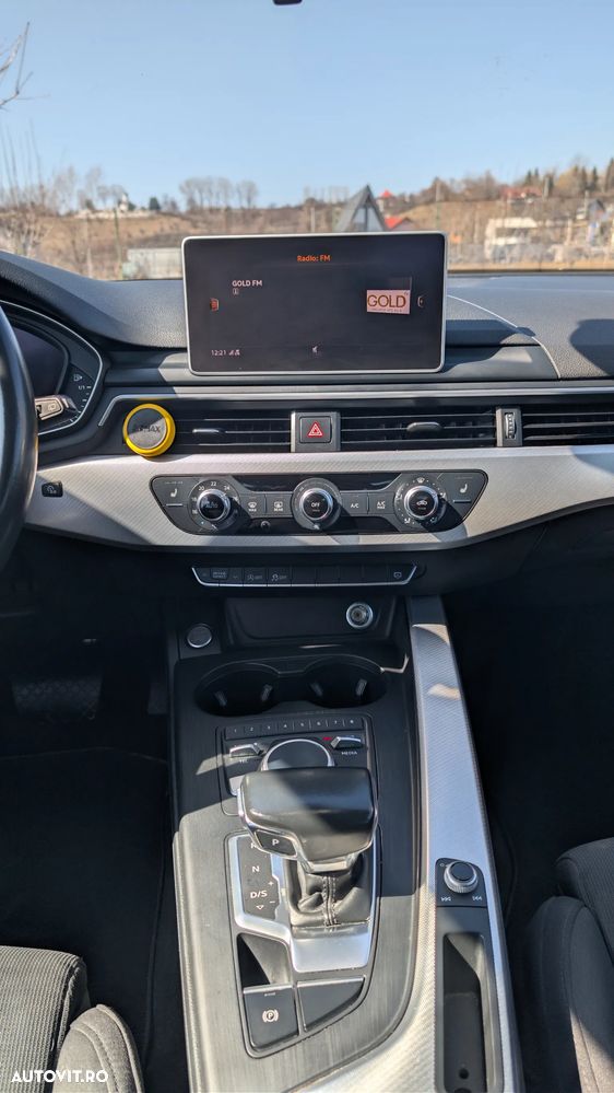 Audi A4 Avant 2.0 TDI ultra S tronic - 3
